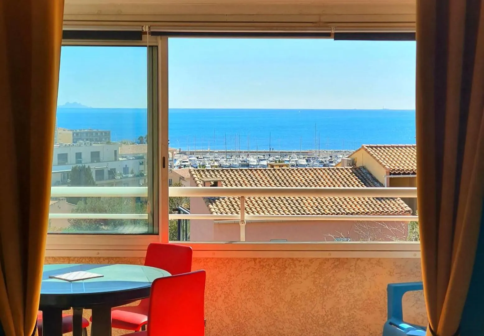 L'Escapade Cote Bleue Vue Mer Panoramique 소세레팽